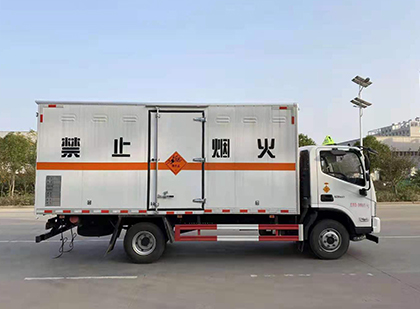 龙游爆破器材运输车